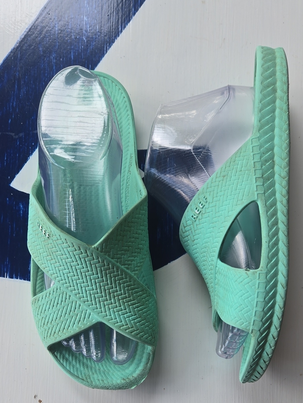 Reef Water X Teal Criss Cross Slide On Sandals Size 8